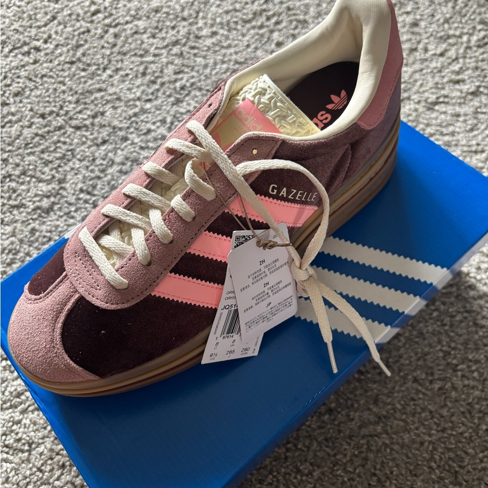 Adidas Gazelle Women's Sneakers - Pink and Burgundy